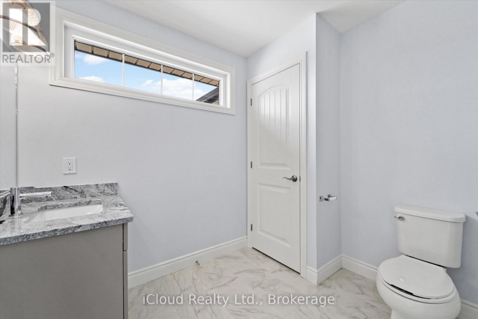 511 WATER ROAD - 16