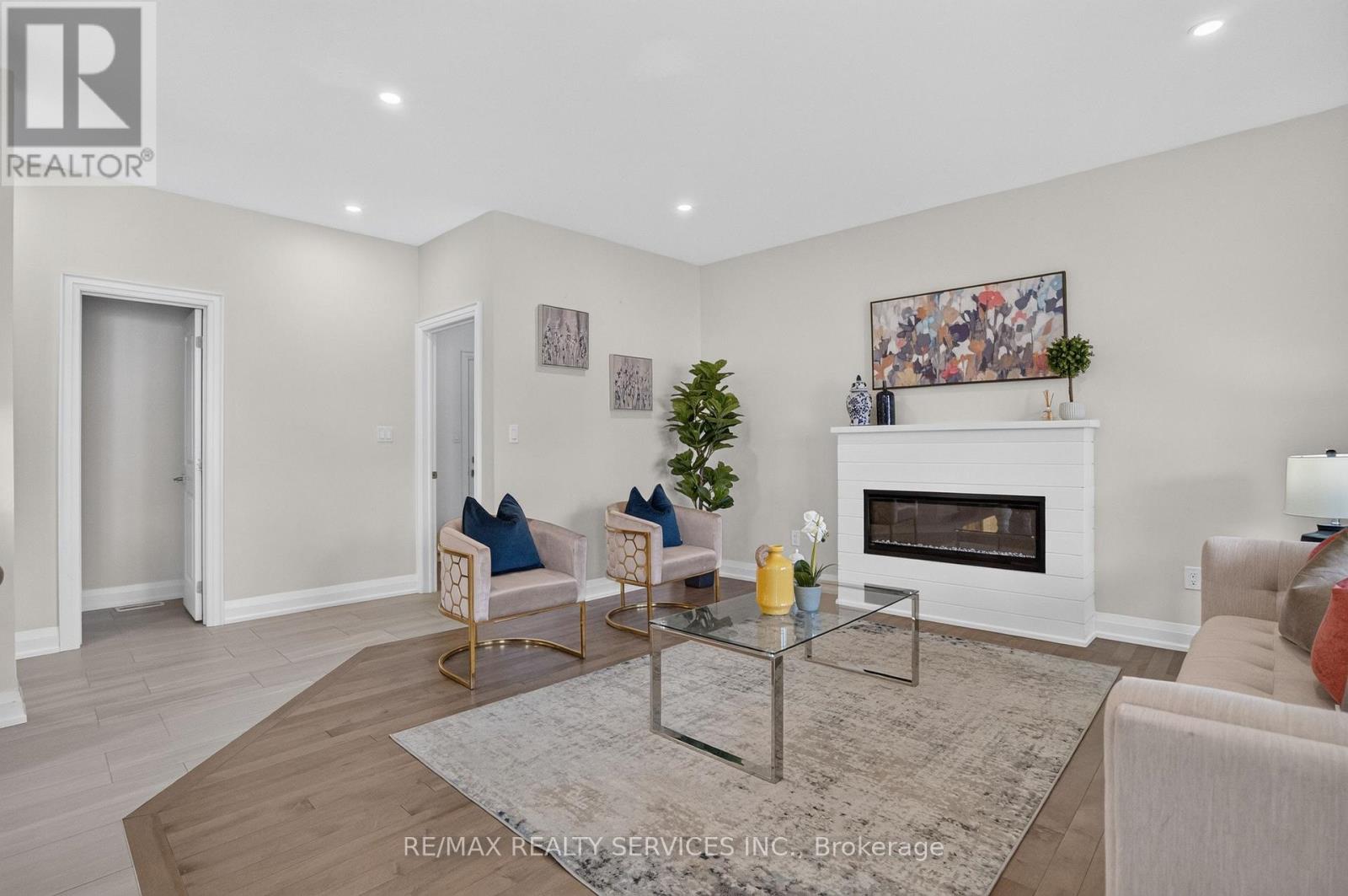 138 WOODBERRY CRESCENT - 20