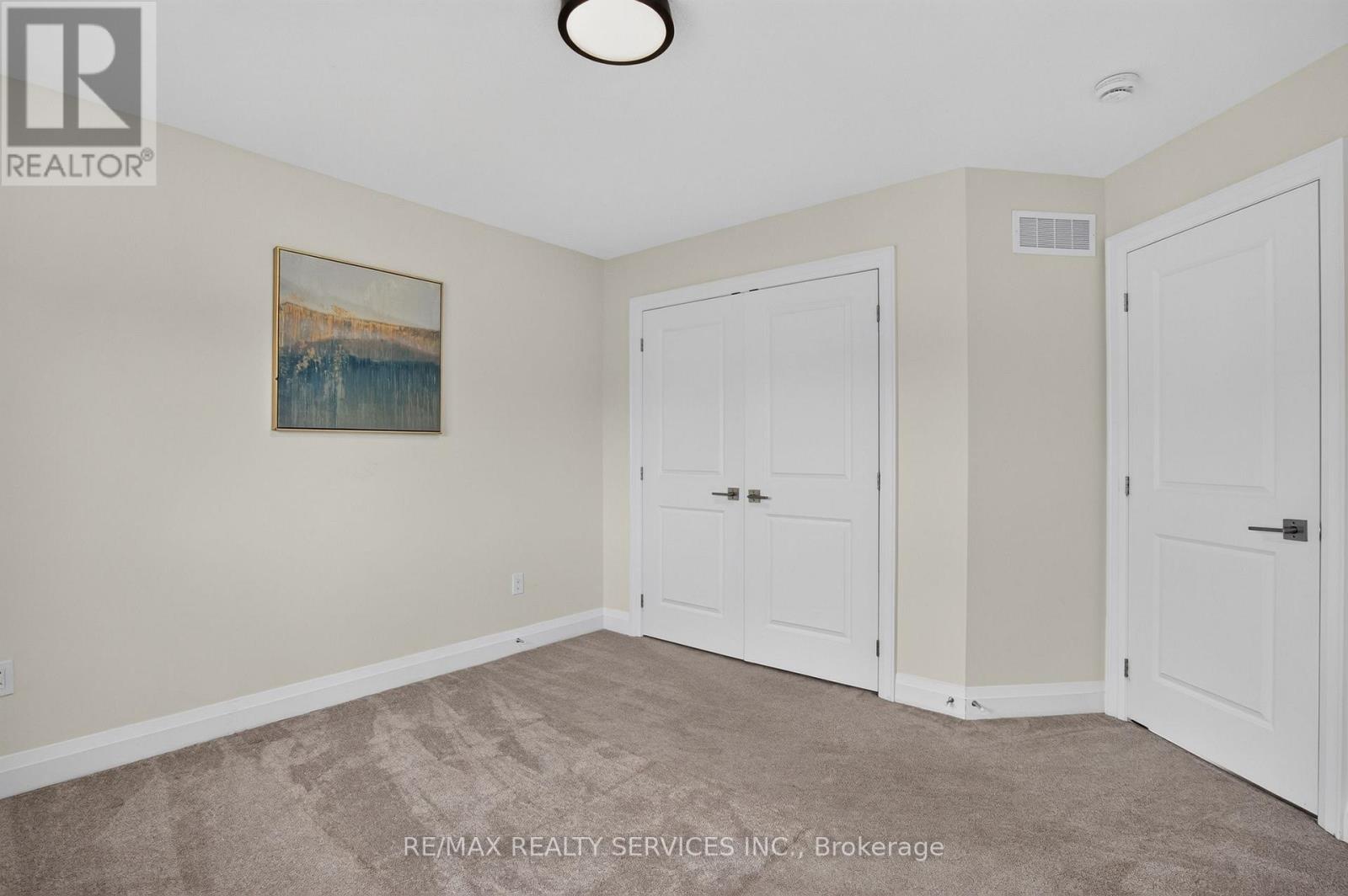 138 WOODBERRY CRESCENT - 35