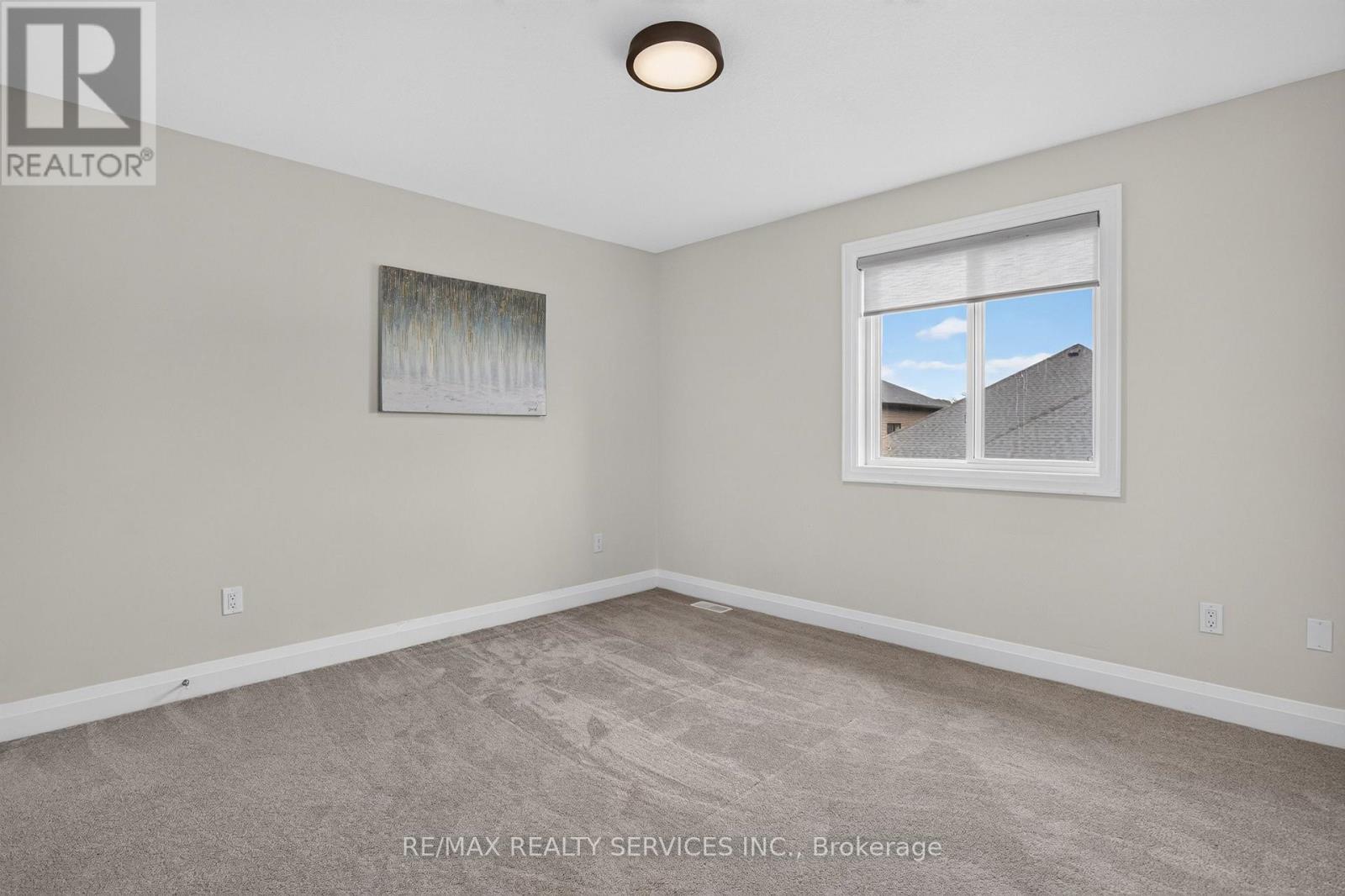 138 WOODBERRY CRESCENT - 42