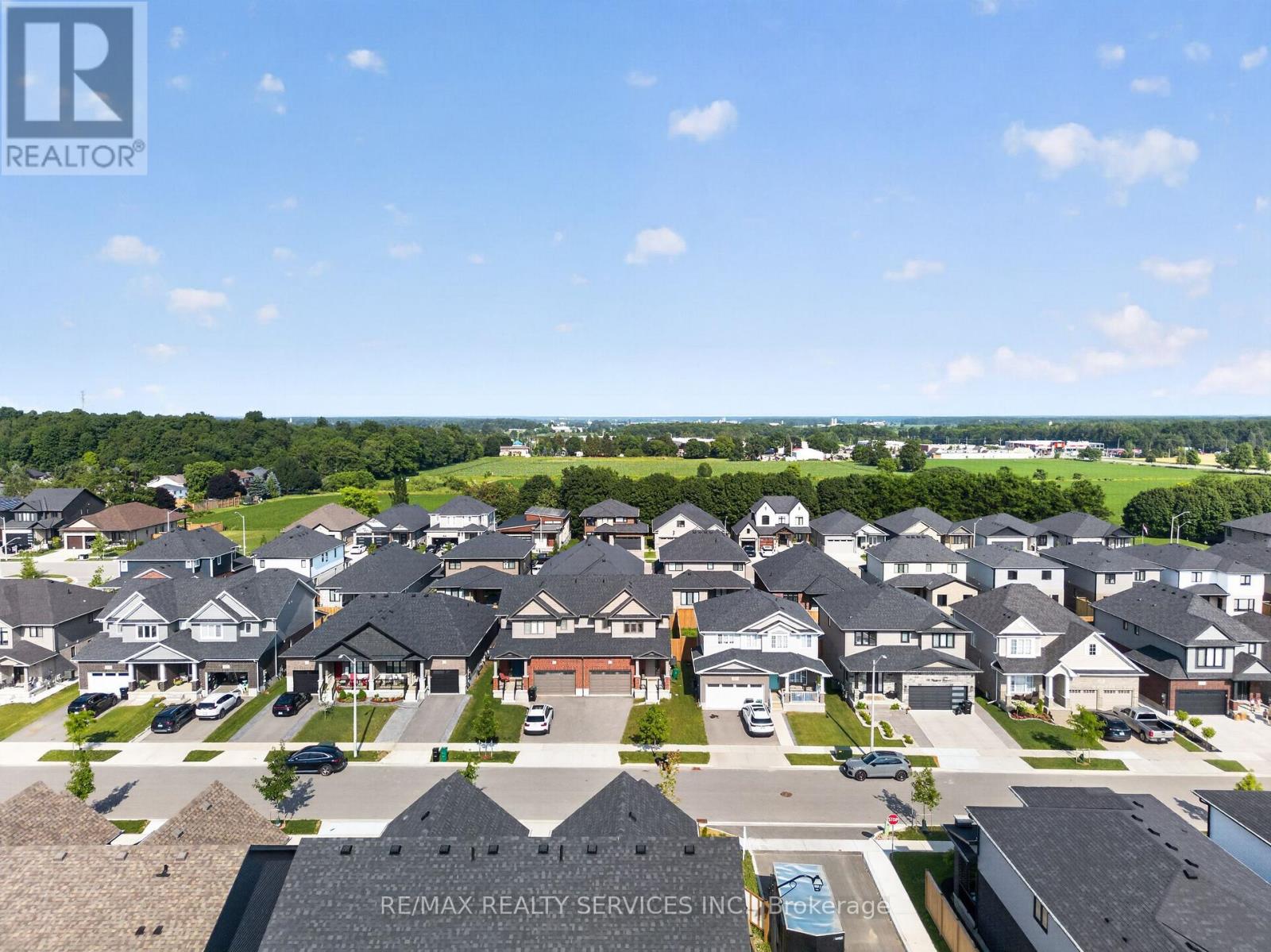138 WOODBERRY CRESCENT - 5