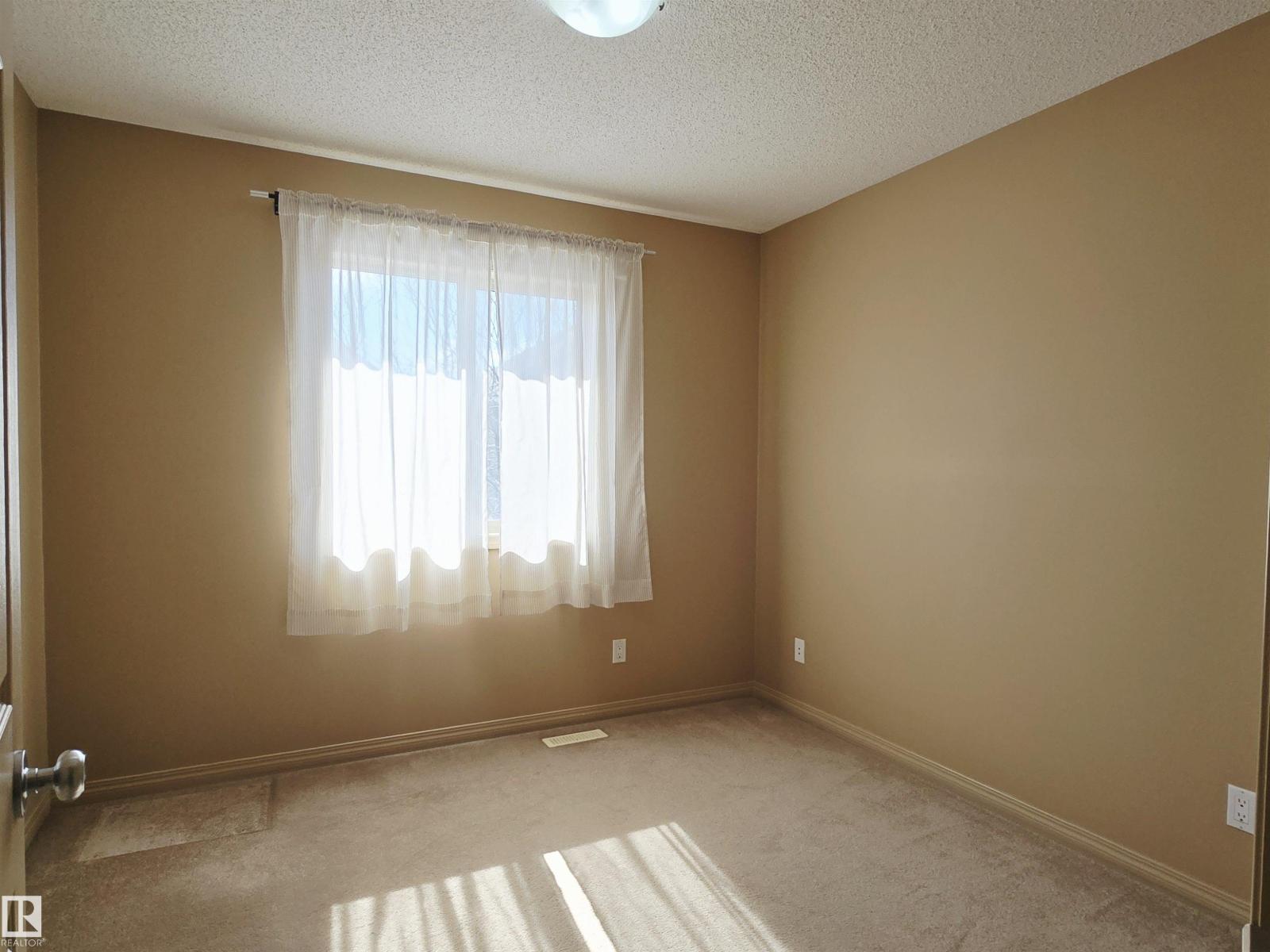 #60 1128 156 ST NW - 20