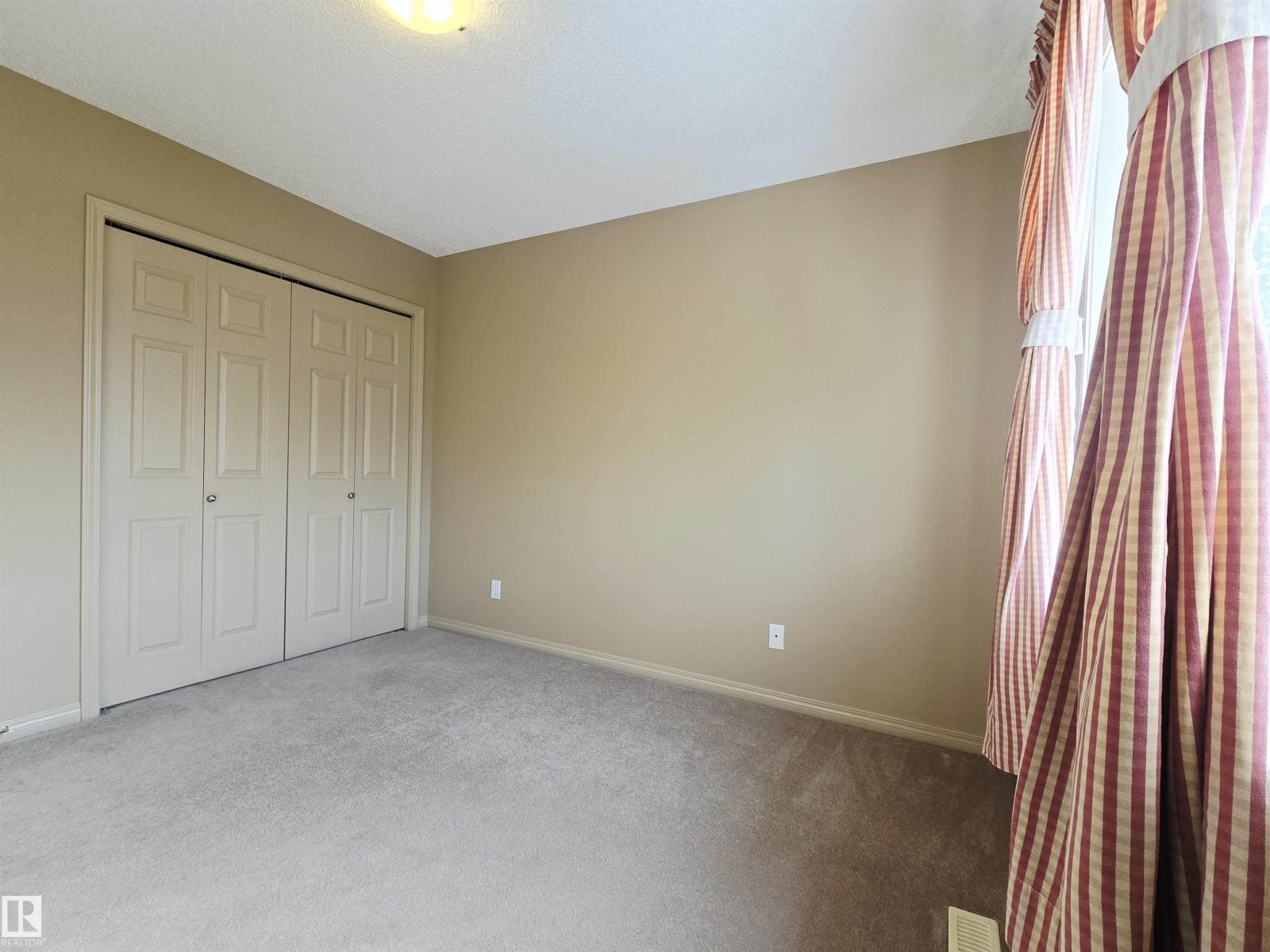 #60 1128 156 ST NW - 23