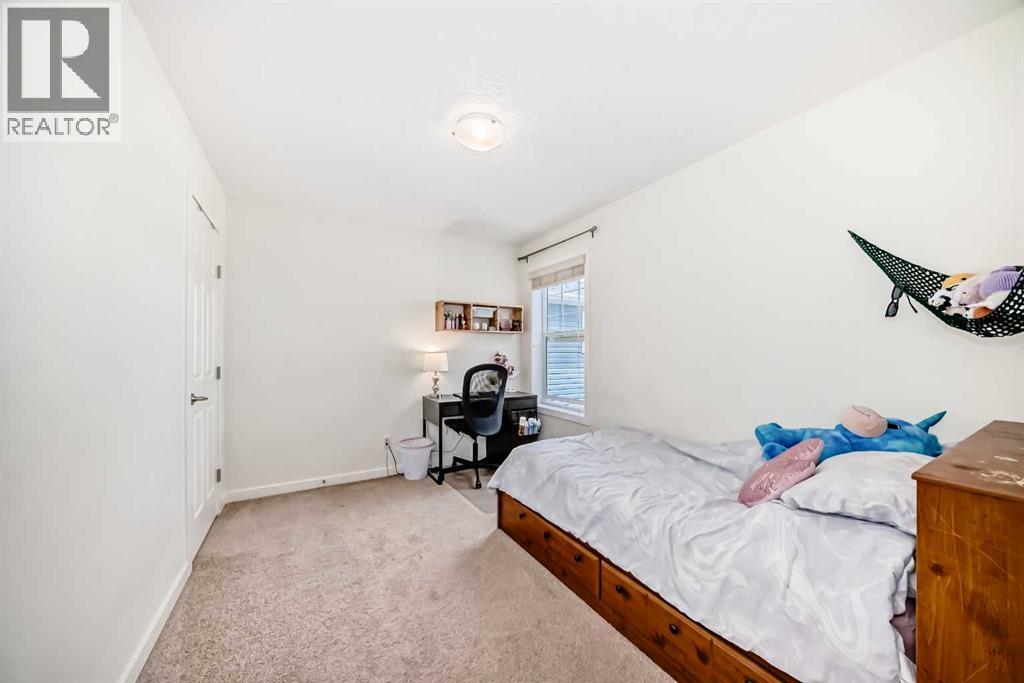 33 Redstone Drive NE - 27