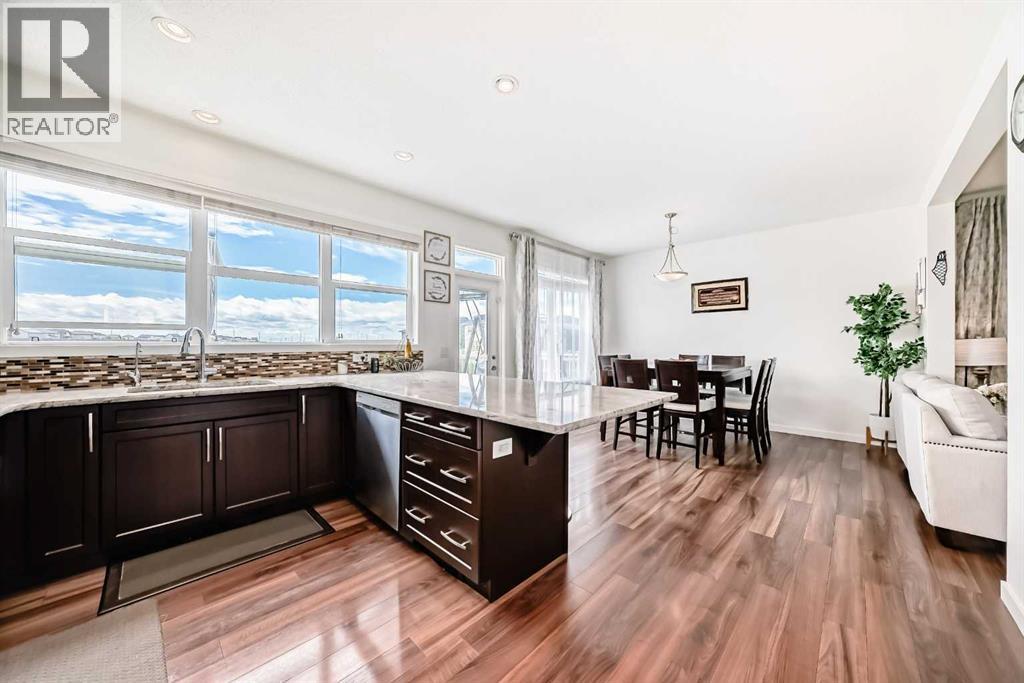 33 Redstone Drive NE - 12