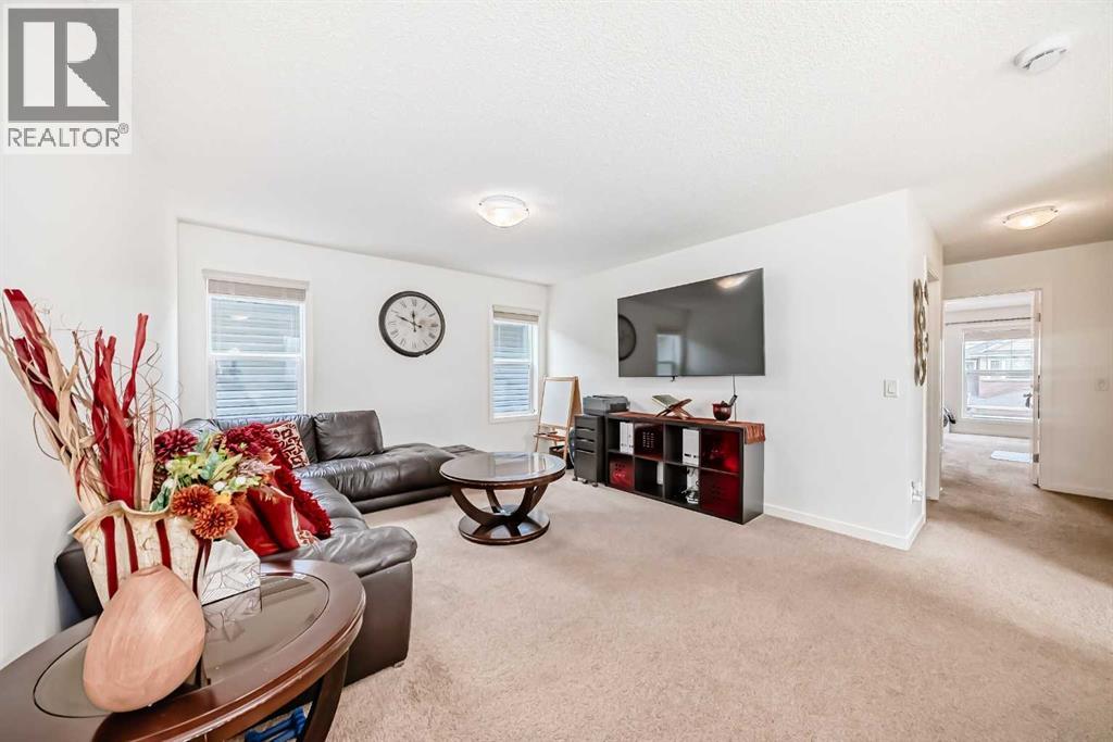 33 Redstone Drive NE - 17