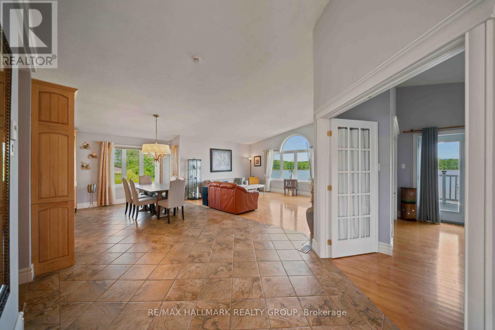 3020 BAY ROAD - 11