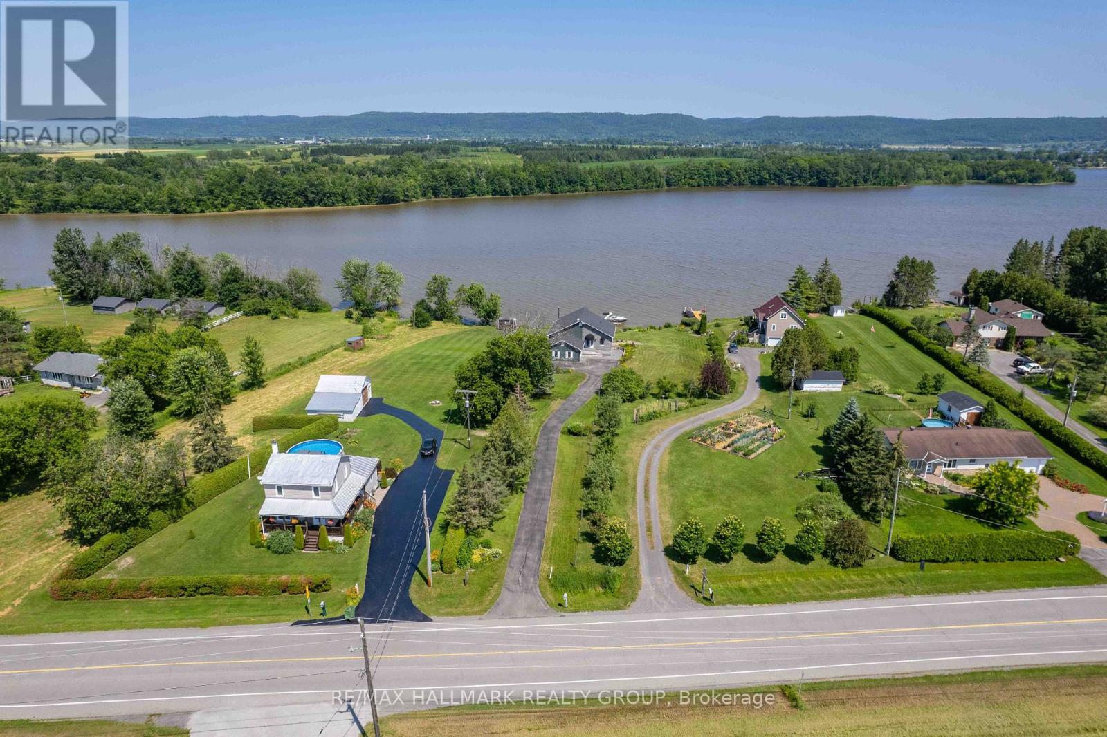 3020 BAY ROAD - 3