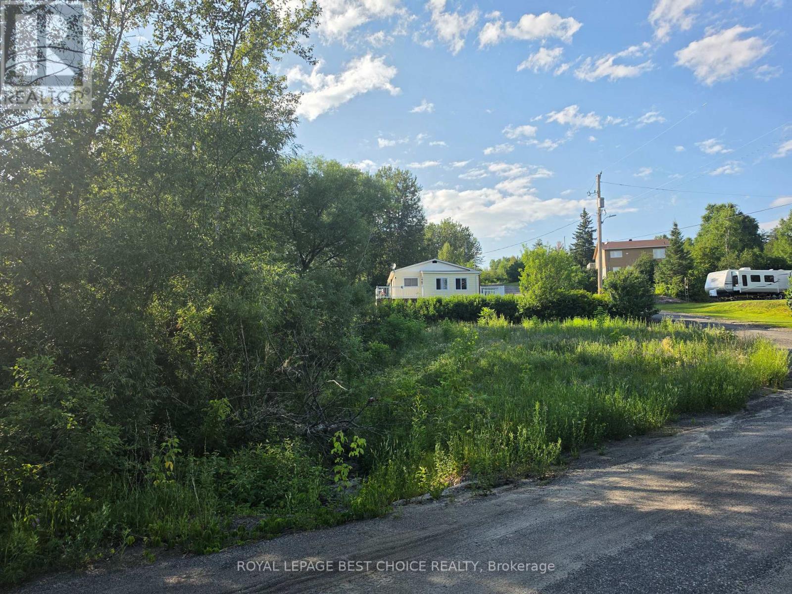 29 HUDSON BAY ROAD