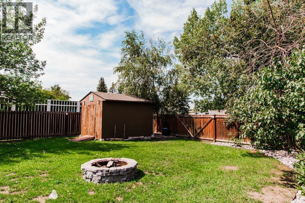 9422 64 Avenue — photo 33