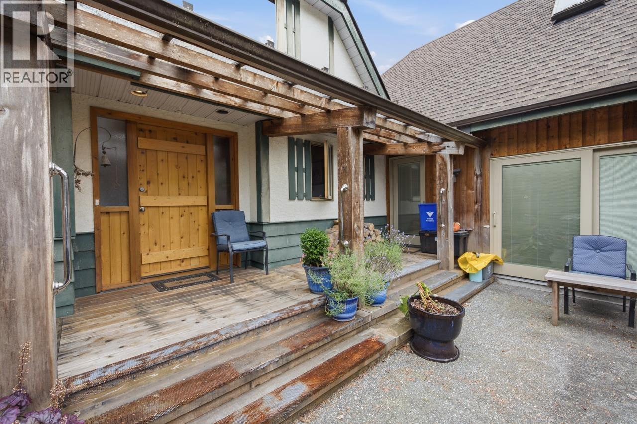 13965 HARRIS ROAD, Pitt Meadows — photo 2