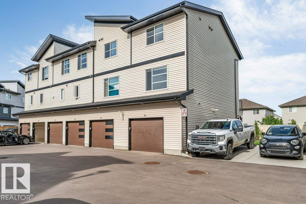 #42 1203 163 ST SW - 4