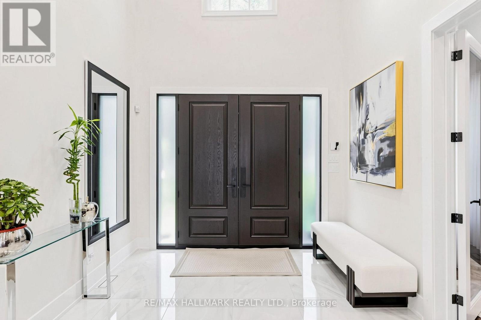 63 WILLETT CRESCENT - 2