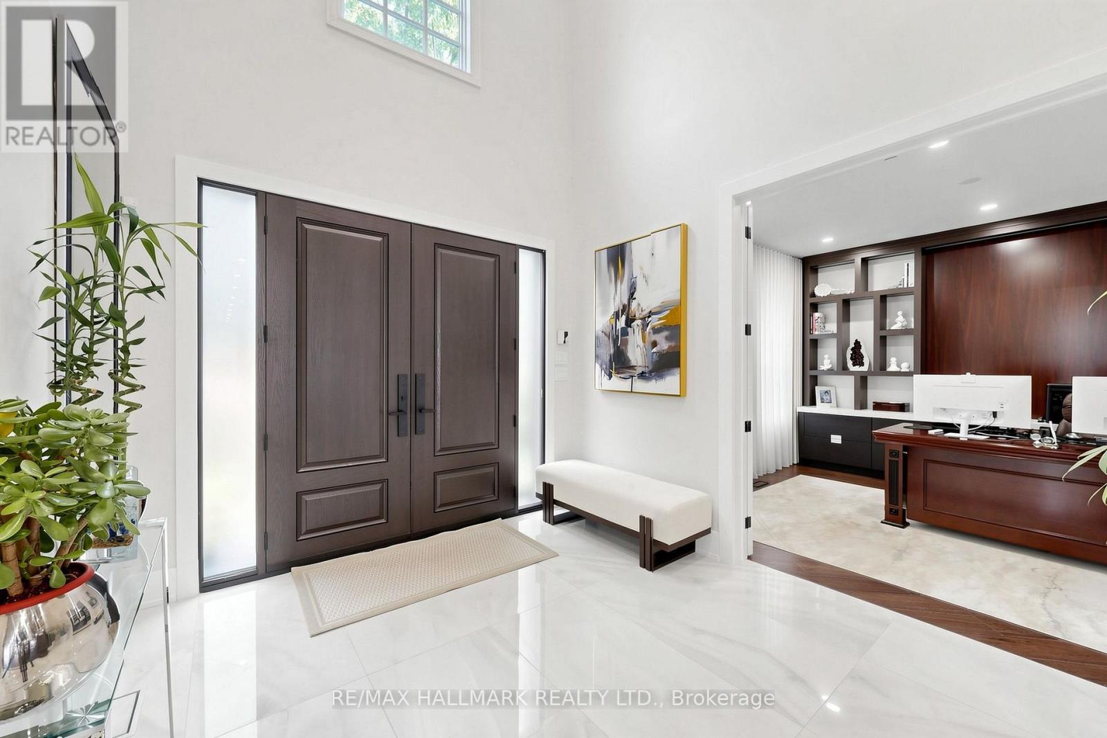 63 WILLETT CRESCENT - 3