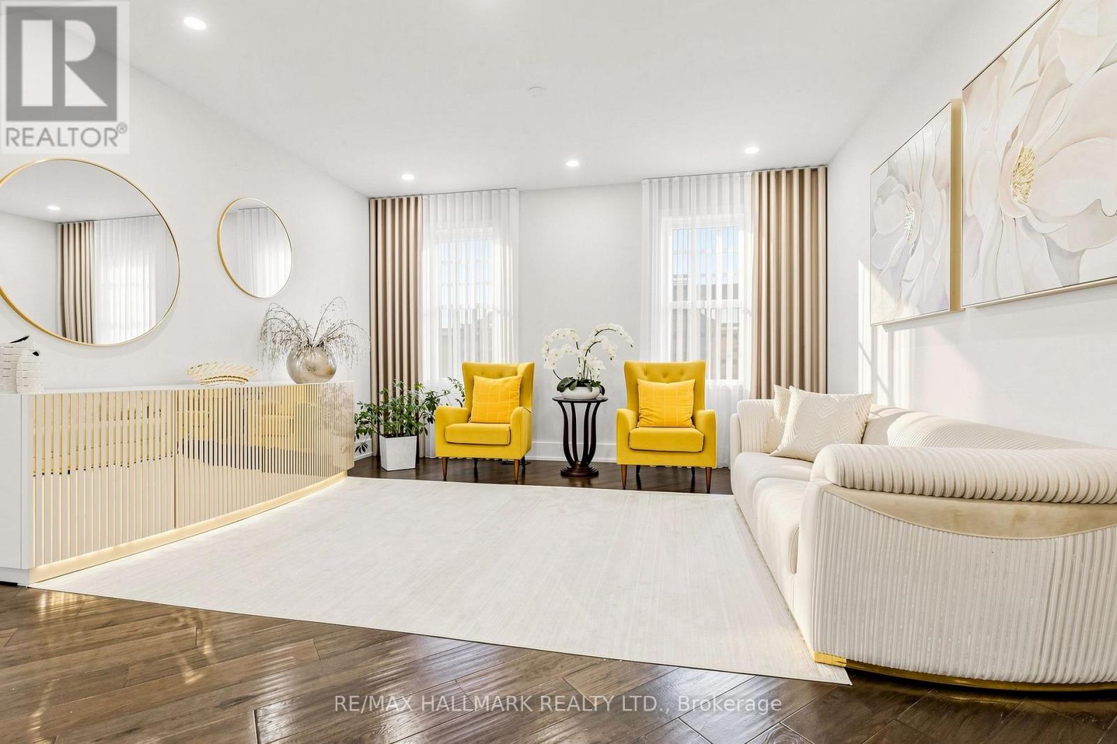 63 WILLETT CRESCENT - 9