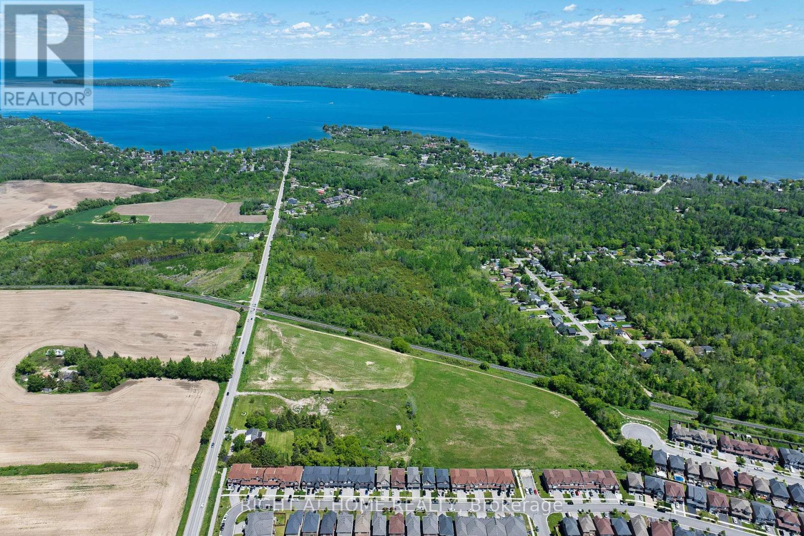 1172 PEELAR CRESCENT - 24