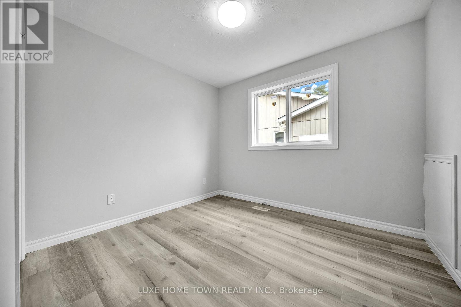5 CENTENNIAL DRIVE - 19