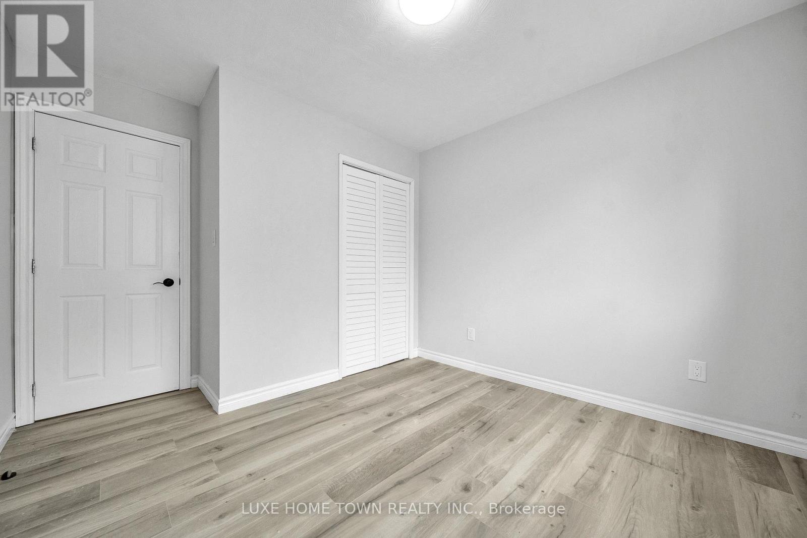 5 CENTENNIAL DRIVE - 20