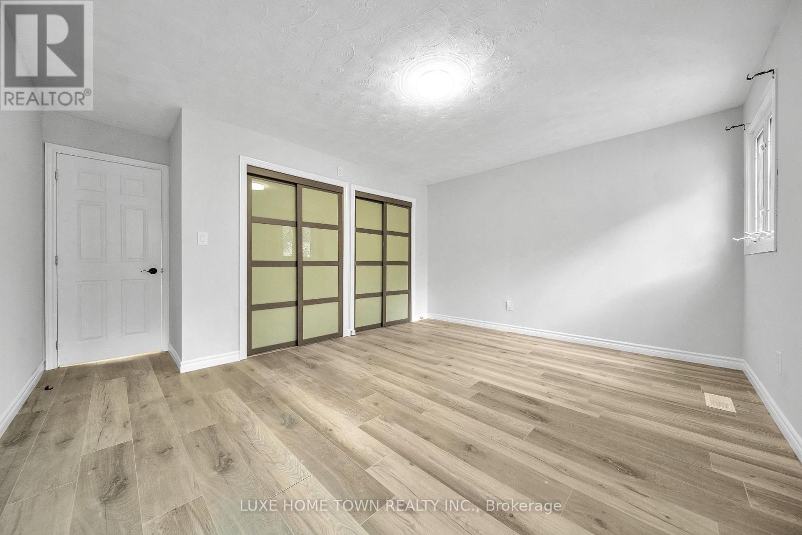 5 CENTENNIAL DRIVE - 23