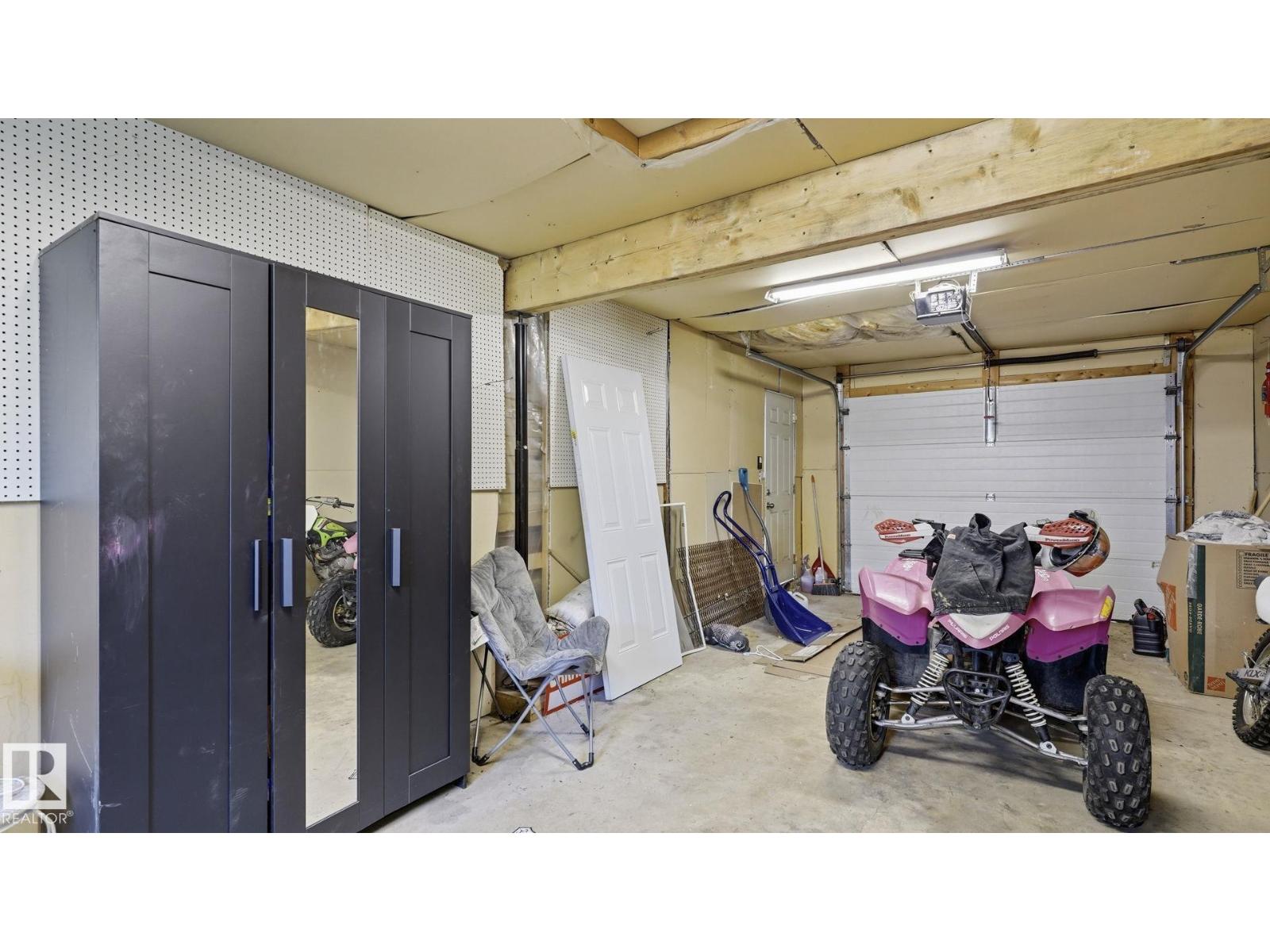 10115 104 ST - 26