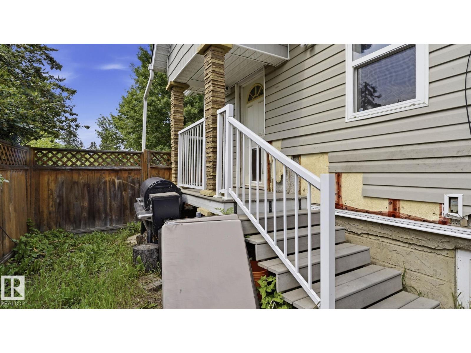 10115 104 ST - 29