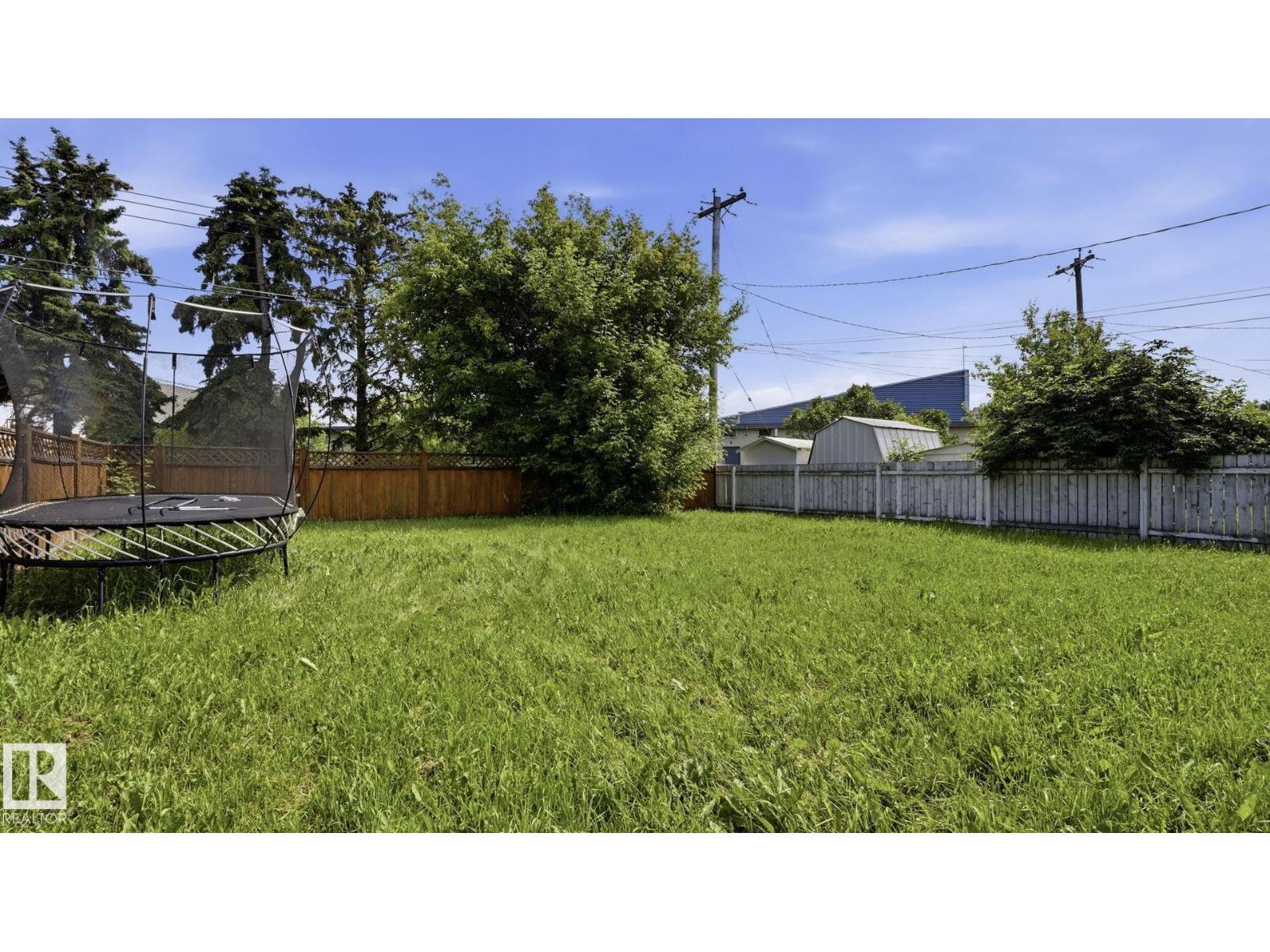 10115 104 ST - 33