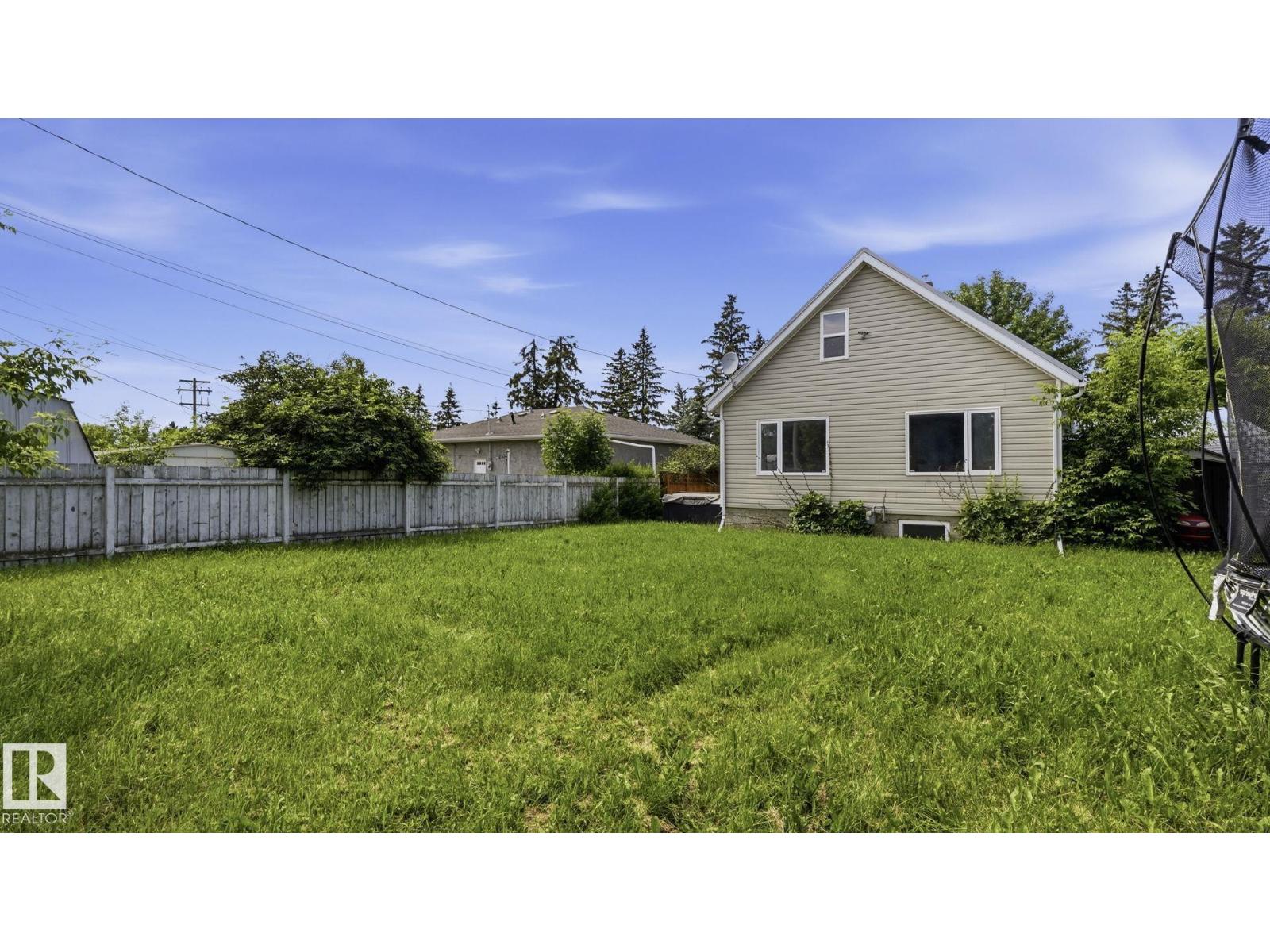 10115 104 ST - 35