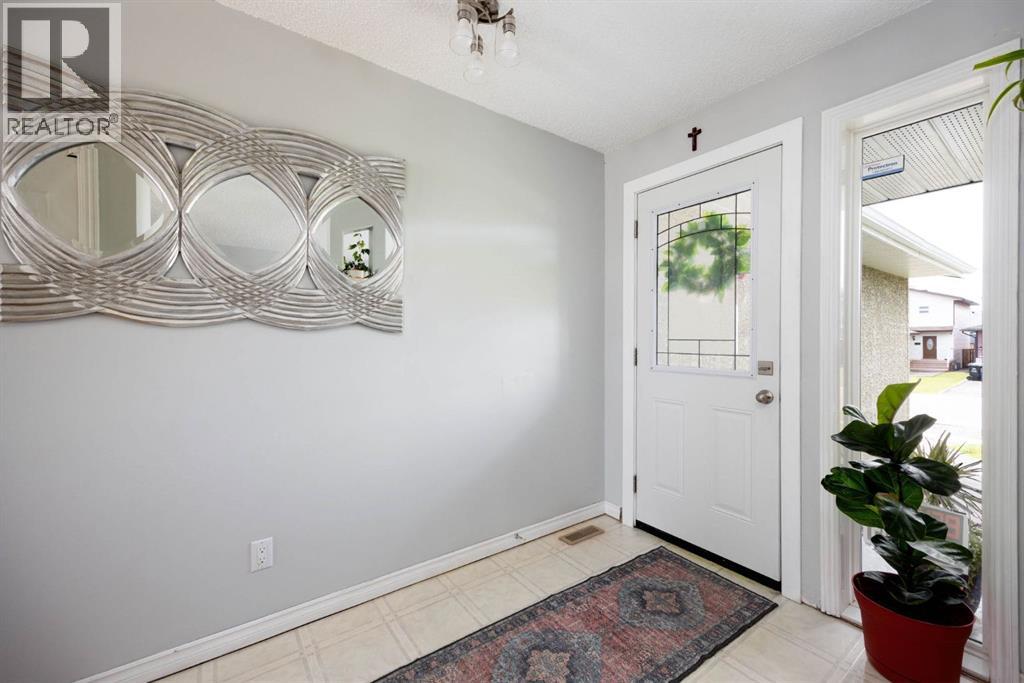 161 Beaton Place - 2