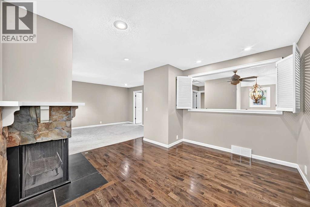 #25 448 Strathcona Drive SW - 16