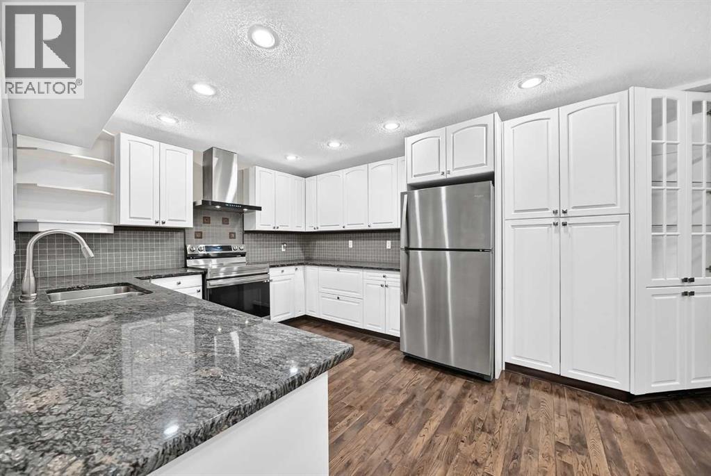 #25 448 Strathcona Drive SW - 12