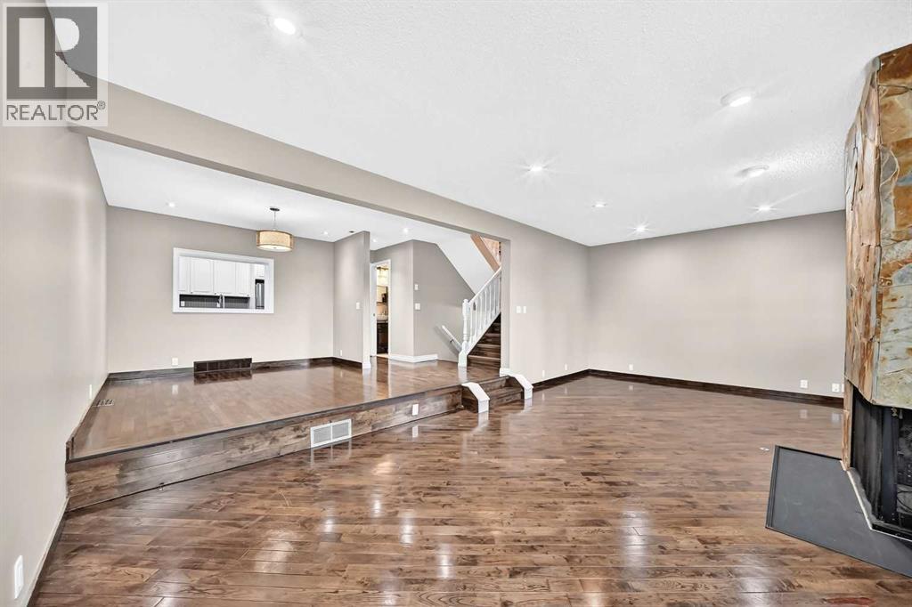 #25 448 Strathcona Drive SW - 7