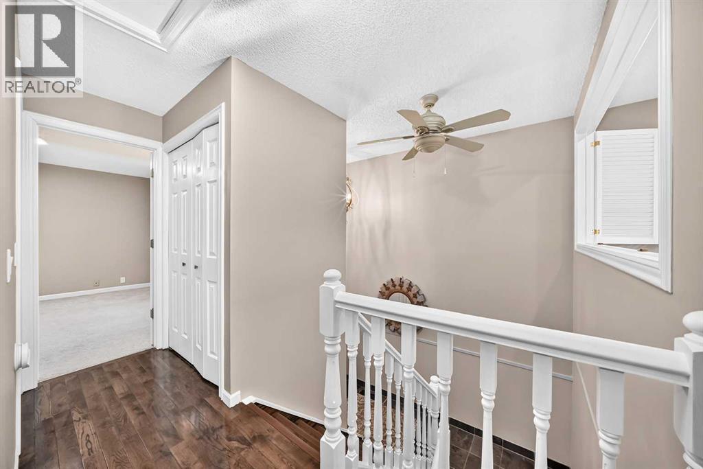 #25 448 Strathcona Drive SW - 14