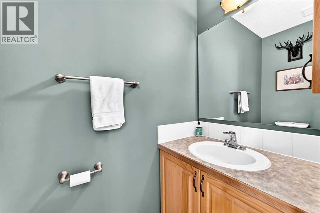 107 2A Avenue NW - 26