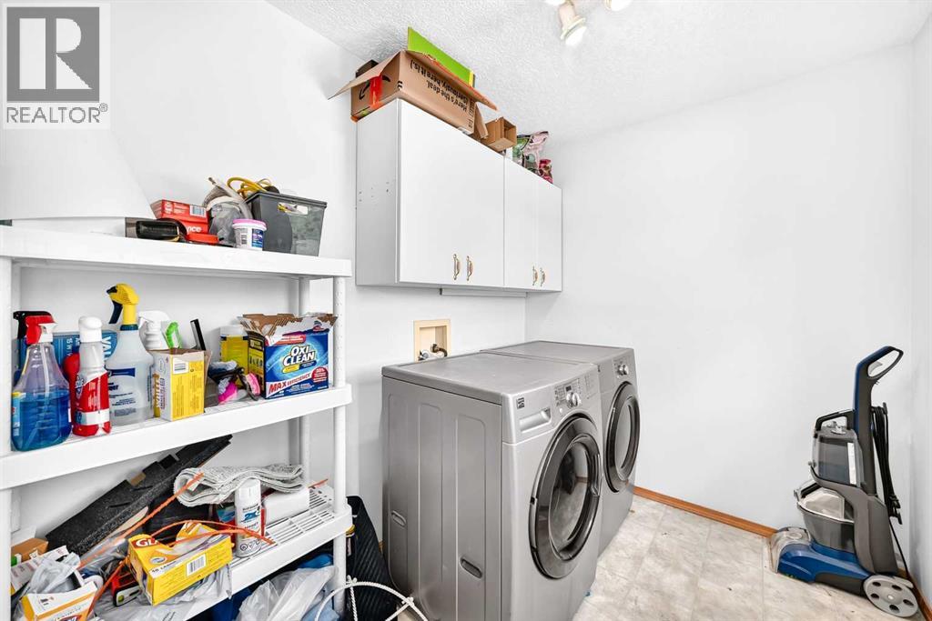 107 2A Avenue NW - 25