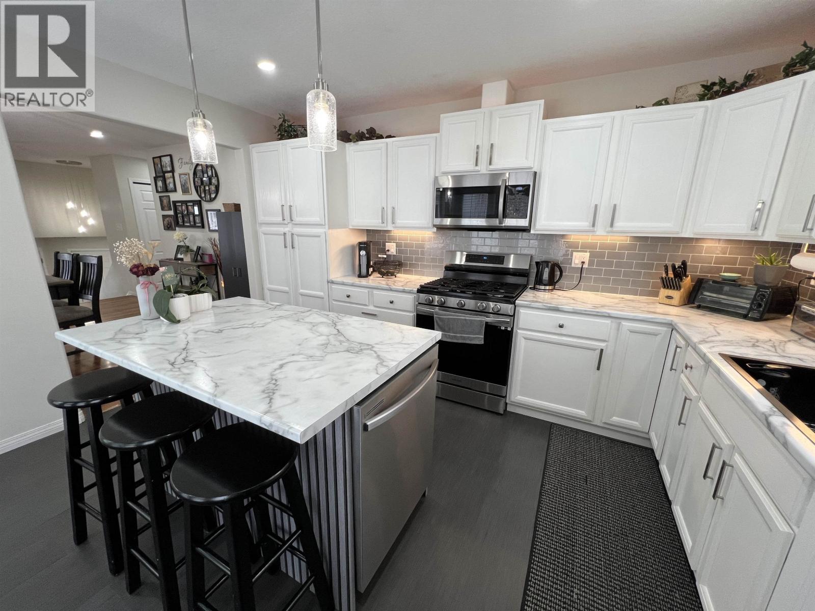 5517 W 57 AVENUE - 13