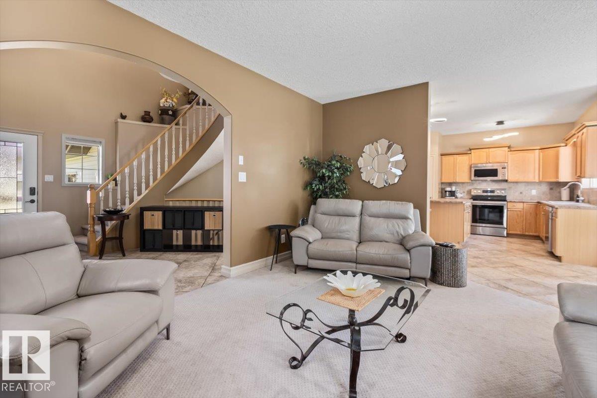 19 ORLANDO DR - 7