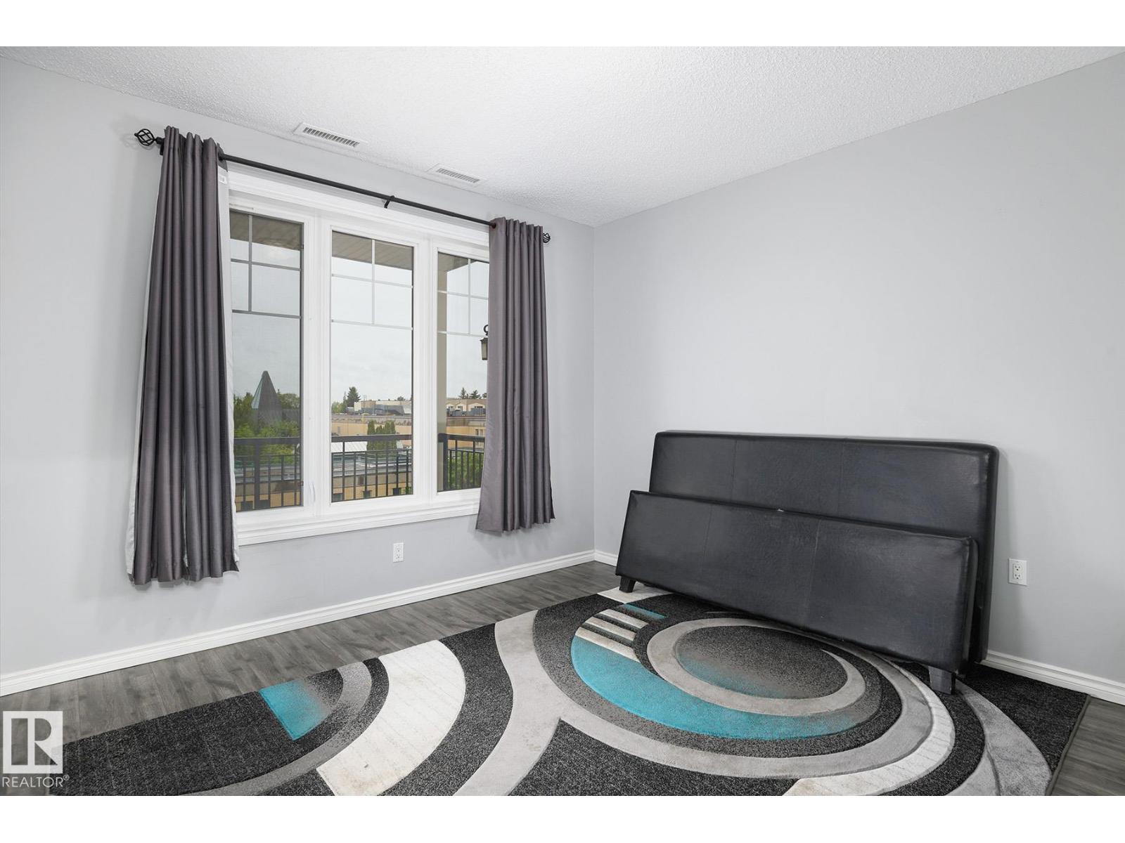 #314 9820 165 ST NW - 19