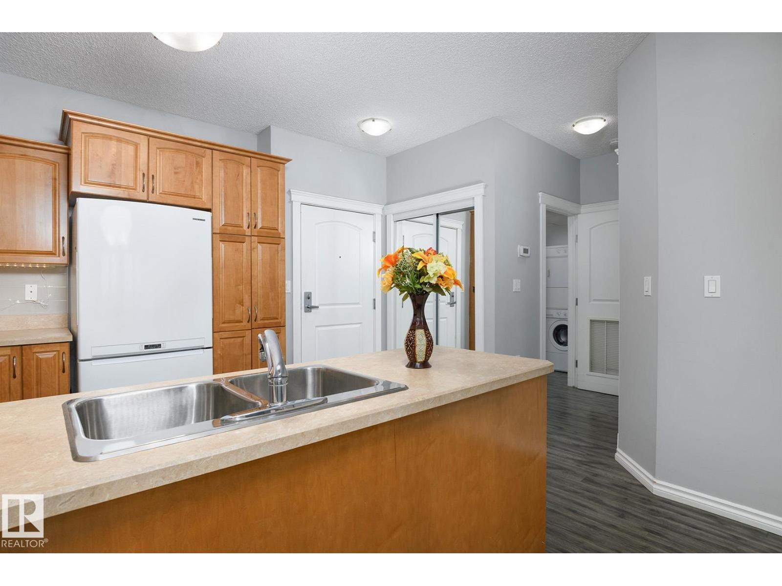 #314 9820 165 ST NW - 24
