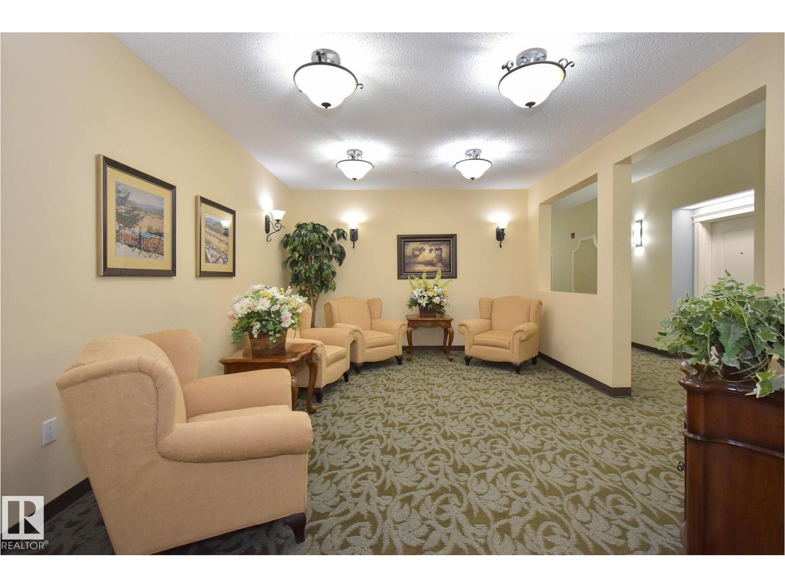 #314 9820 165 ST NW - 33