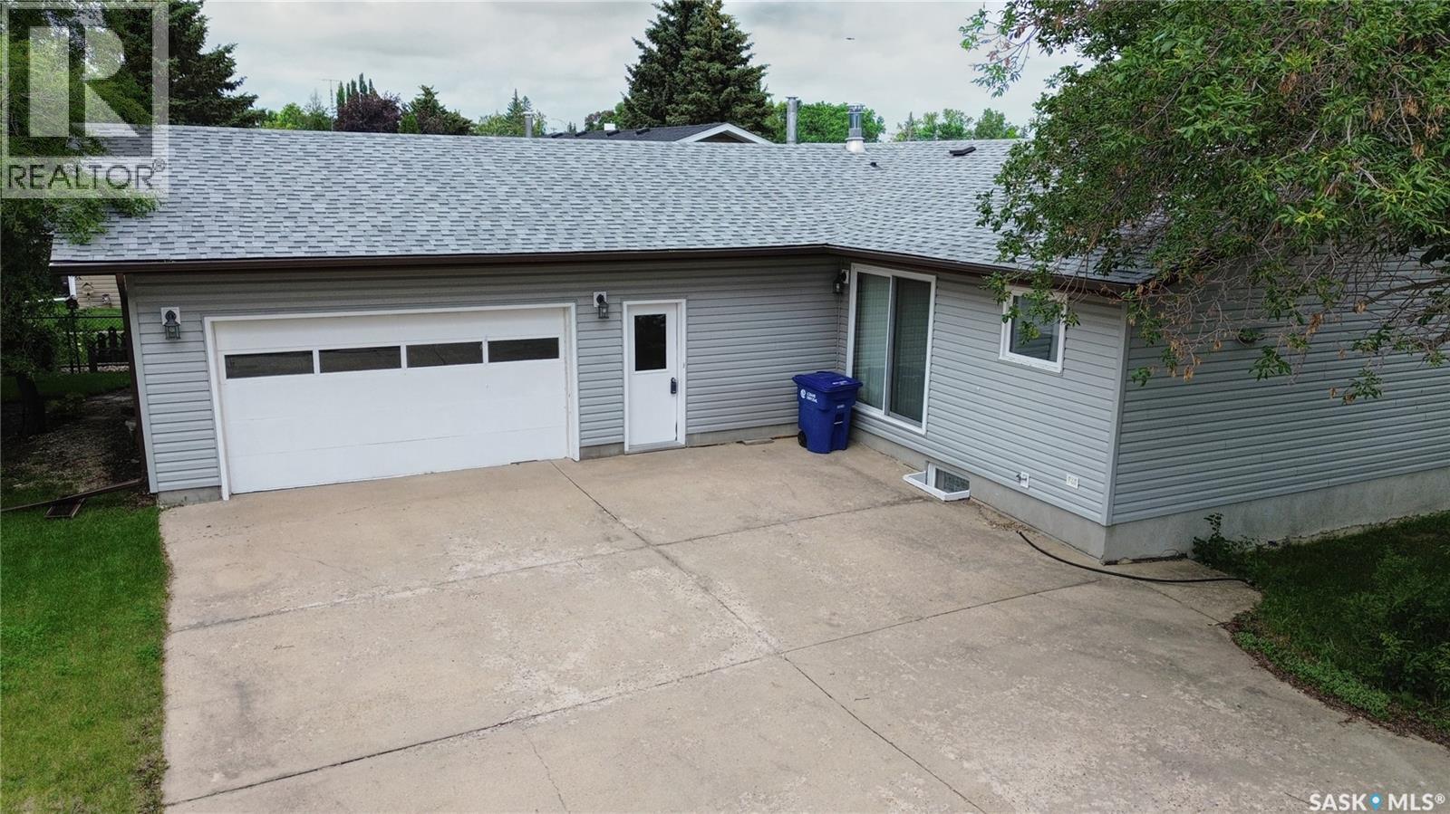 1008 Parklane DRIVE - 35