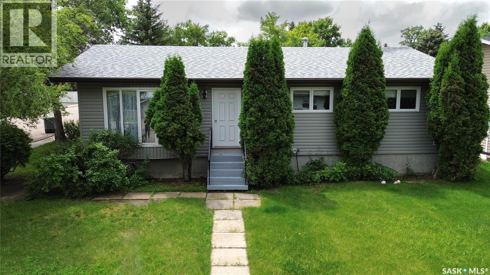 1008 Parklane DRIVE - 1
