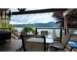 Primary Bedroom - 10552 Coon Creek Rd, Youbou, BC V0R3E1 Photo 17