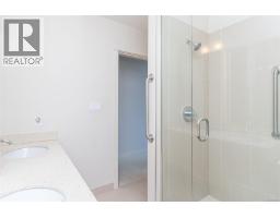 1402 38 Front St, Nanaimo, BC V9R0B8 Photo 24