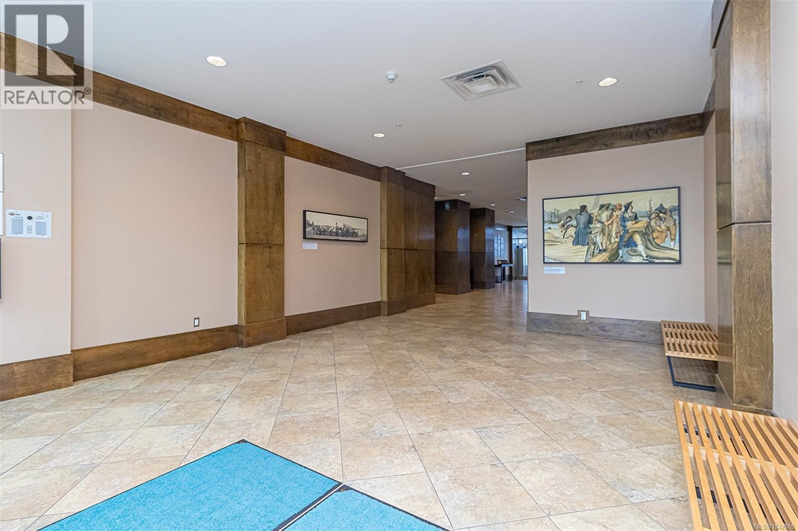 #1402 38 Front St - 31