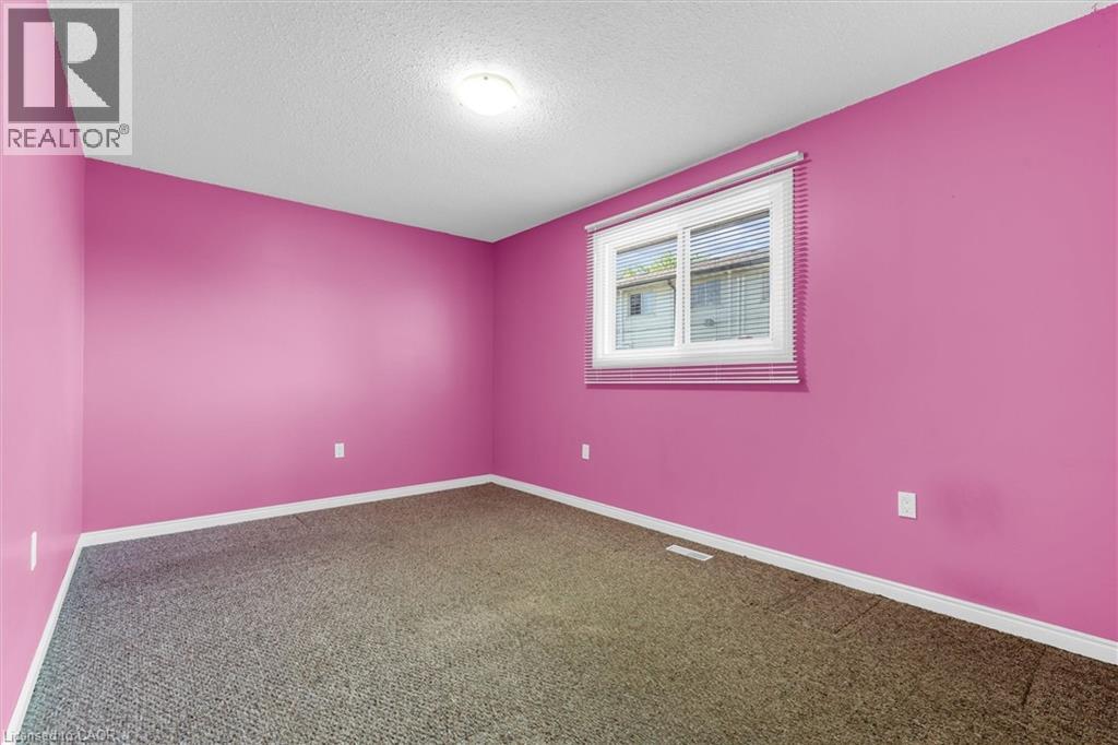 261 LIMERIDGE Road W - 16