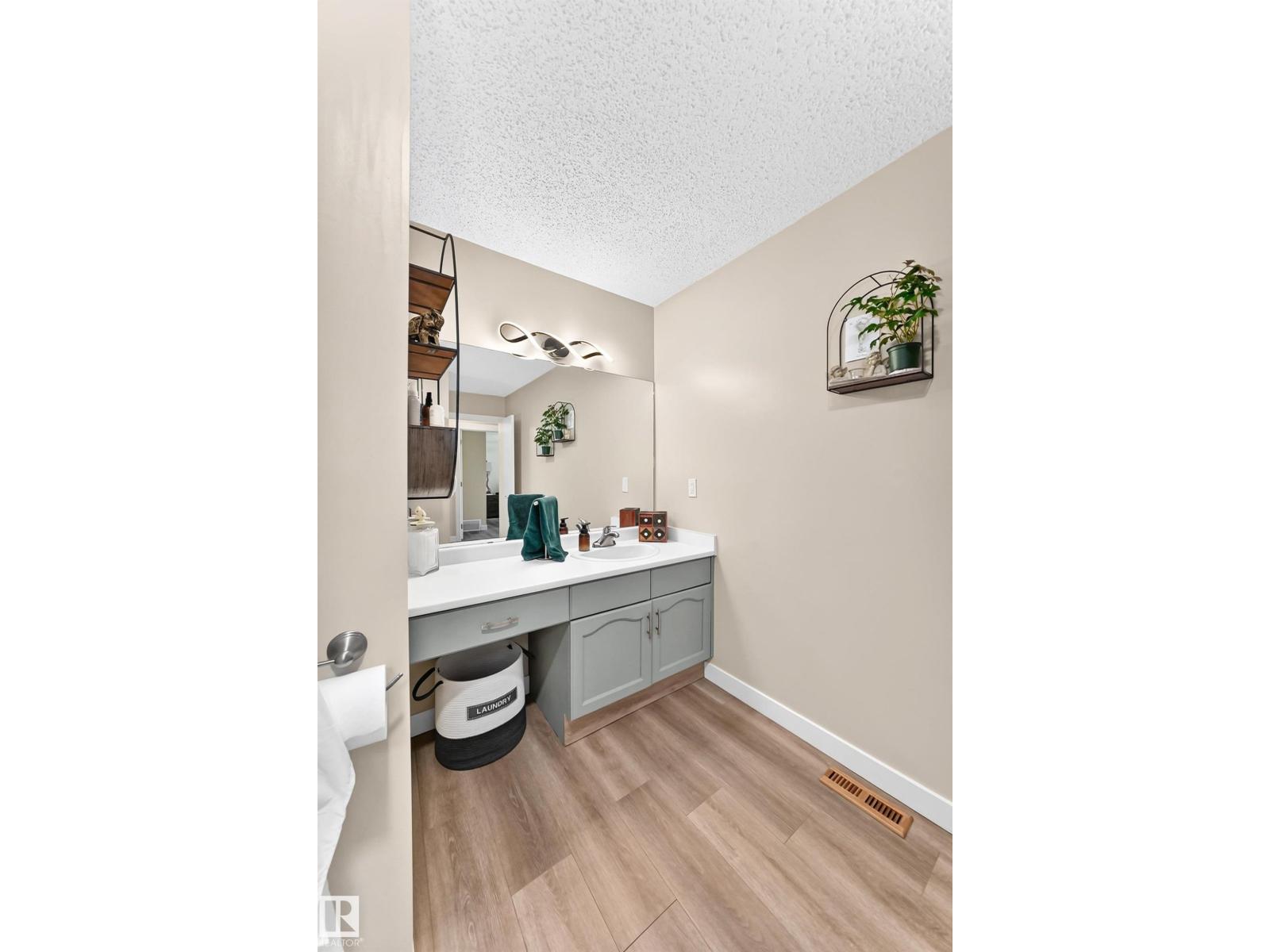 #101 17703 64 AV NW NW - 22
