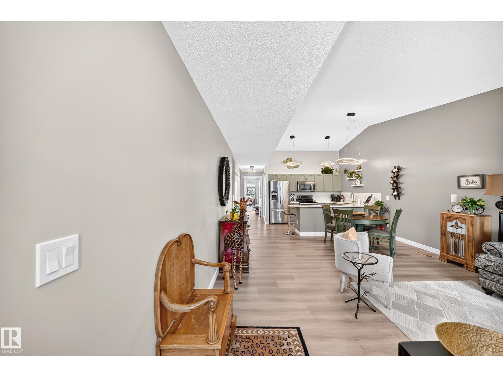 #101 17703 64 AV NW NW - 4