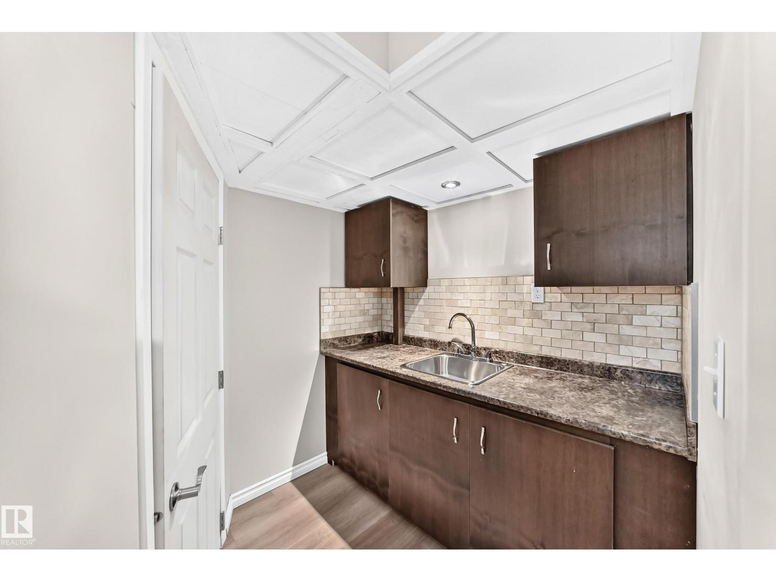 #101 17703 64 AV NW NW - 33
