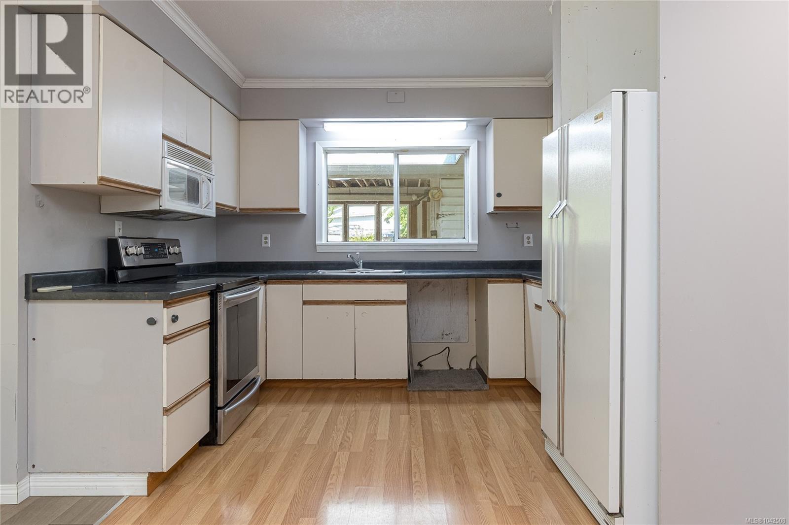 2170 Elizabeth St - 19