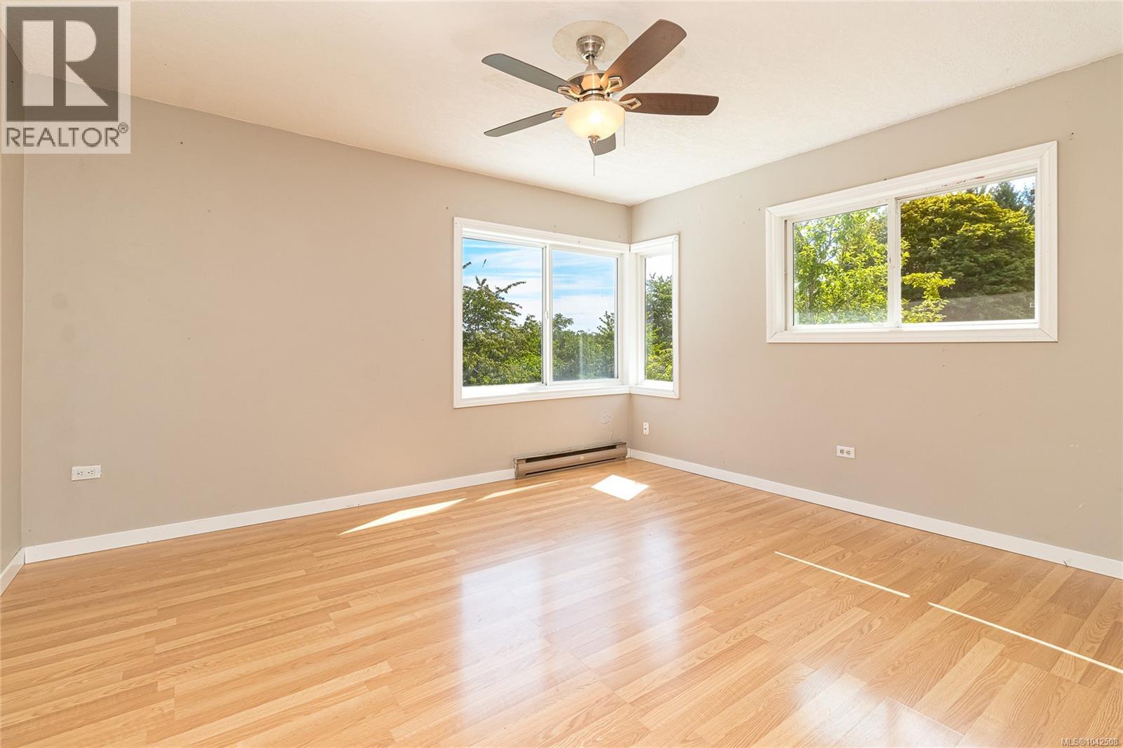 2170 Elizabeth St - 26